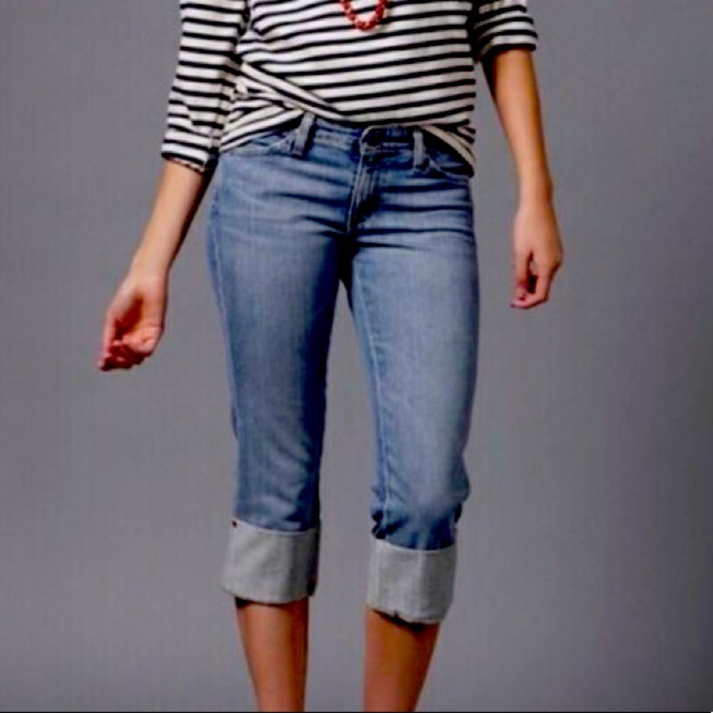 AG THE SHORTY CROPPED CUFFED DISTRESSED JEANS MEDIUM WASH SIZE 27